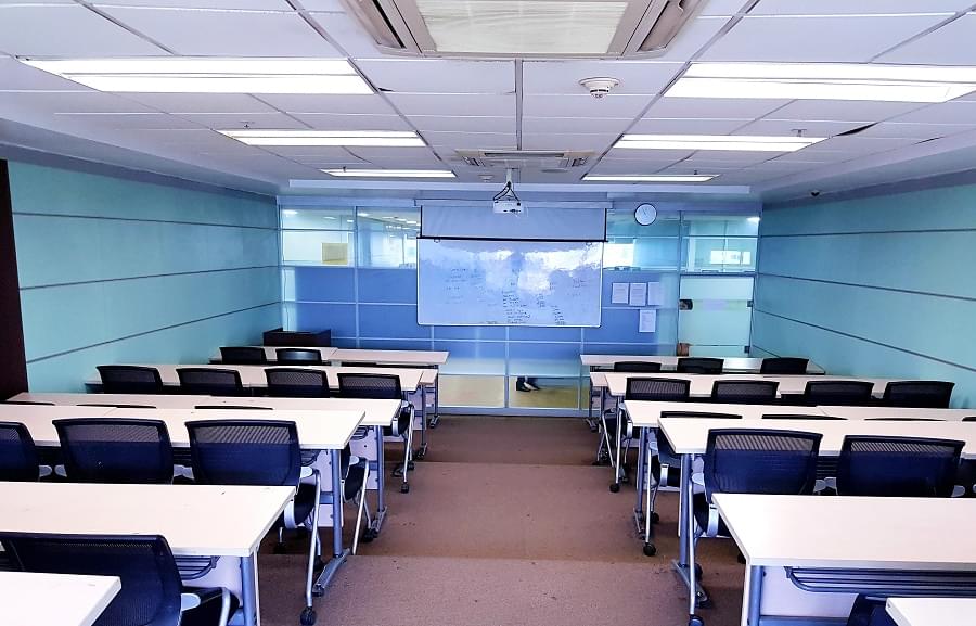 IQ City United World School of Business Kolkata Campus photo 7